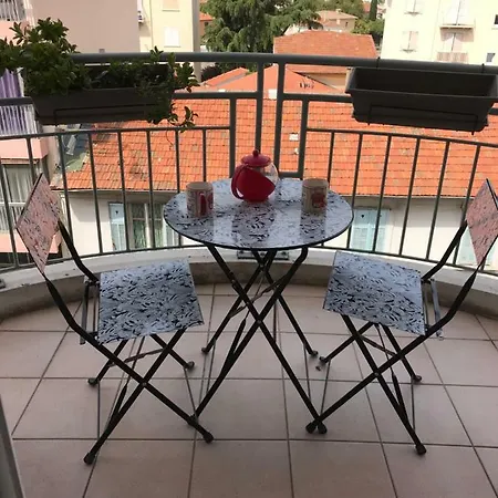 Apartment Joli 2 Pieces Antibes